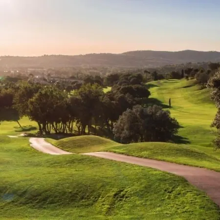 Esprit Du Sud Mascolo Apartment *